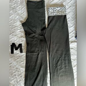 Victoria’s Secret leggings/ yogas